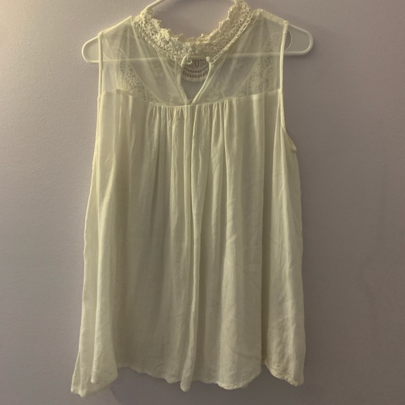 Lac Japna Top - Picture 2 of 3